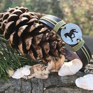 New Anju Horse Leather Adjustable Bracelet